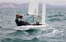 Race-5-GBR-4107-Russell-checks-the-trim-upwind.jpg